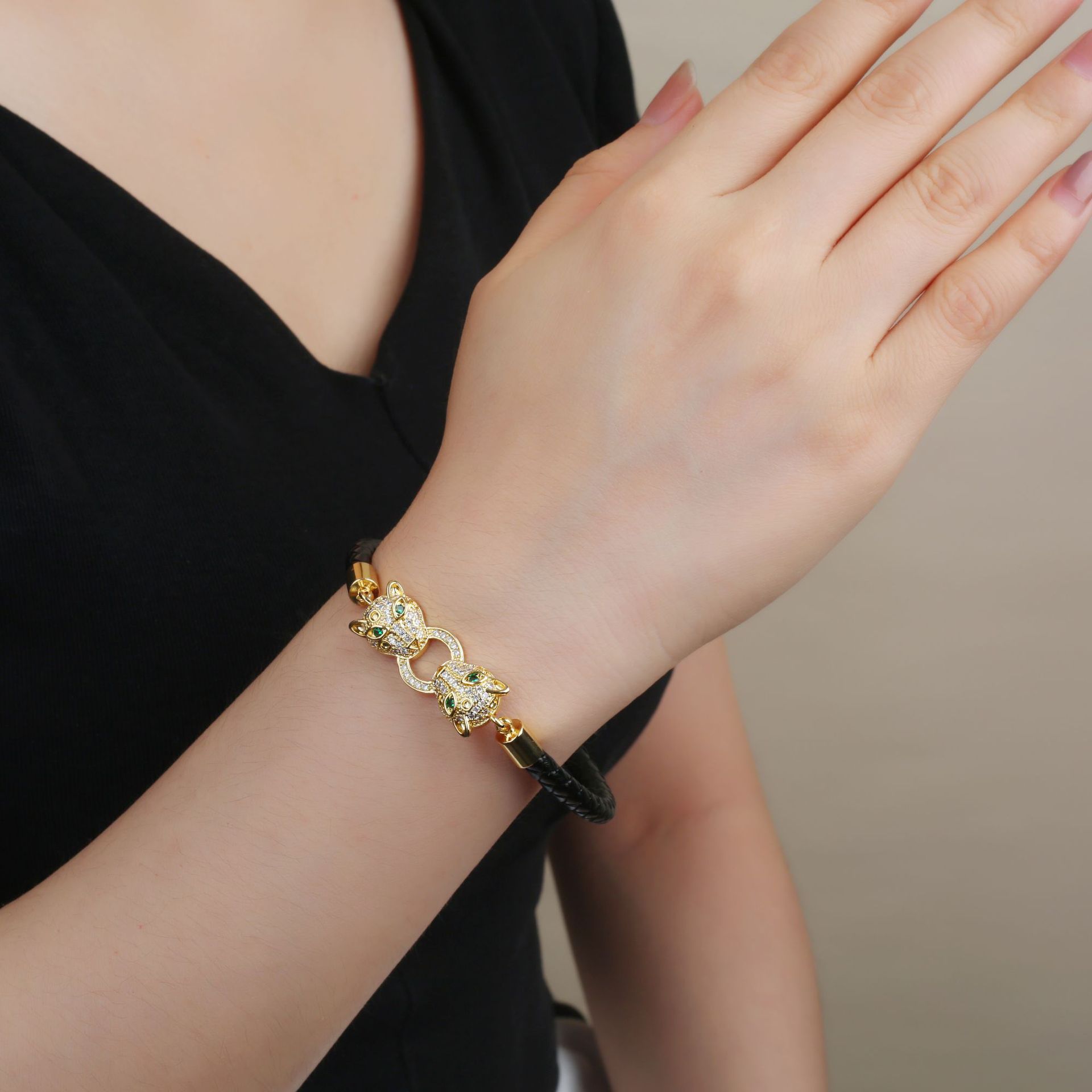 Retro Men's Animal Leopard Head Leather Bracelet
