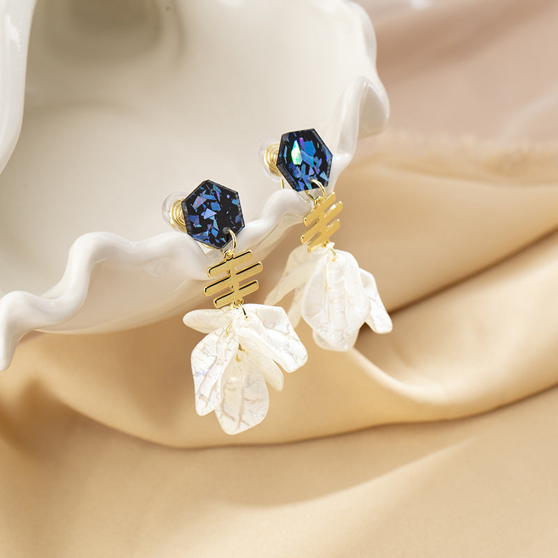 Women's Artistic Fashion Temperament Long Style Petals Versatile Ear Clip