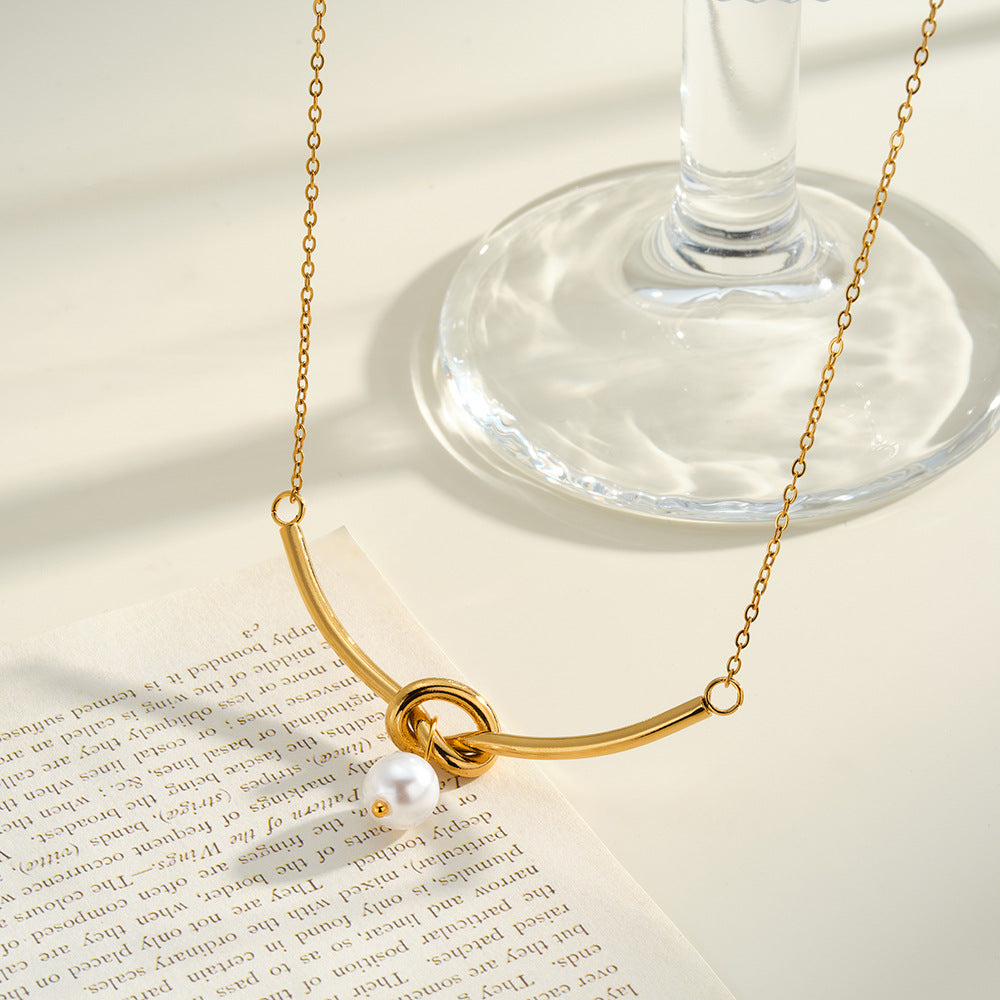 Women's French Entry Lux Knotted Pearl For Design Fashionable Temperamental Clavicle Necklaces