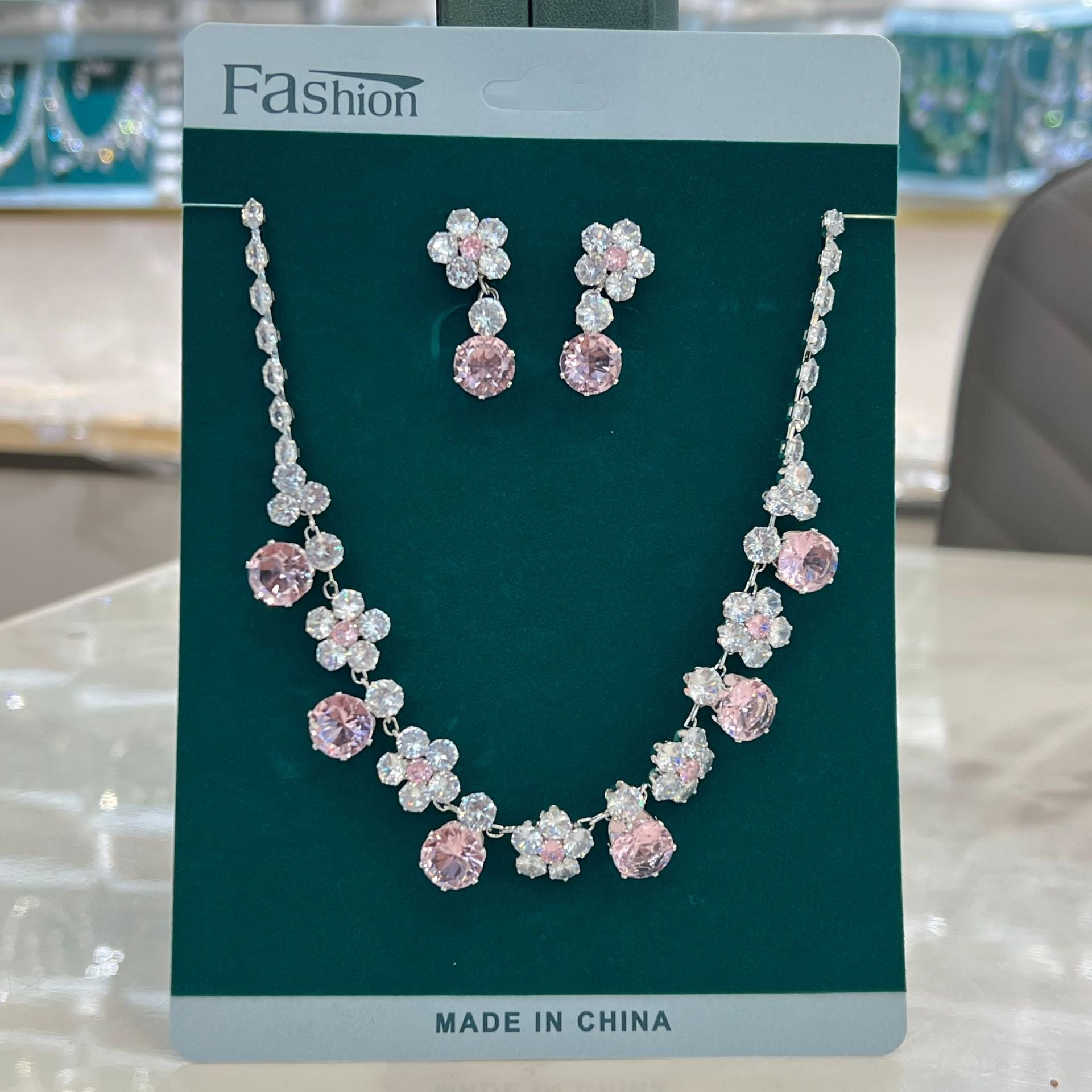 Women's Palace Style Zircon Flower Exquisite Elegant Light Luxury Fashion Jewelry Set