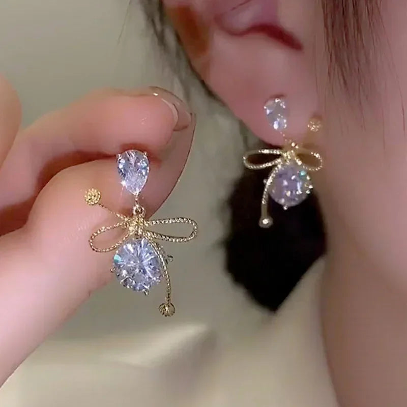 New Simple Metal Style Glossy Geometric Earrings For Women Fashionable Personalized Daily Accessory Party Jewelry Birthday Gifts
