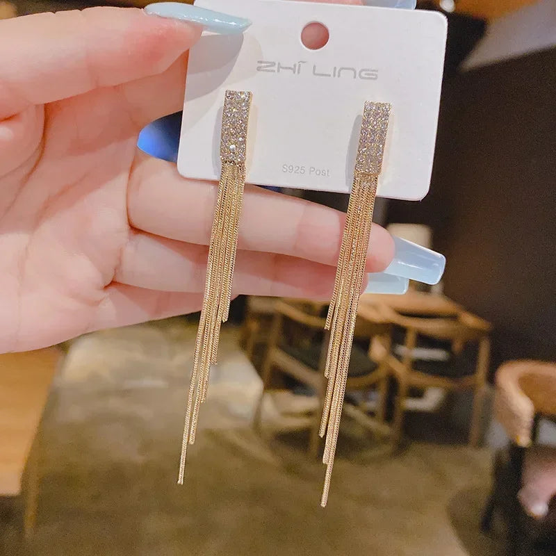 New Simple Metal Style Glossy Geometric Earrings For Women Fashionable Personalized Daily Accessory Party Jewelry Birthday Gifts