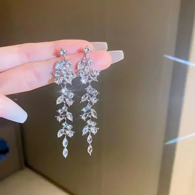 Colorful Flower Butterfly Earrings Seven-piece Set For Women Fashion Personalized Daily Accessory Party Jewelry Birthday Gifts