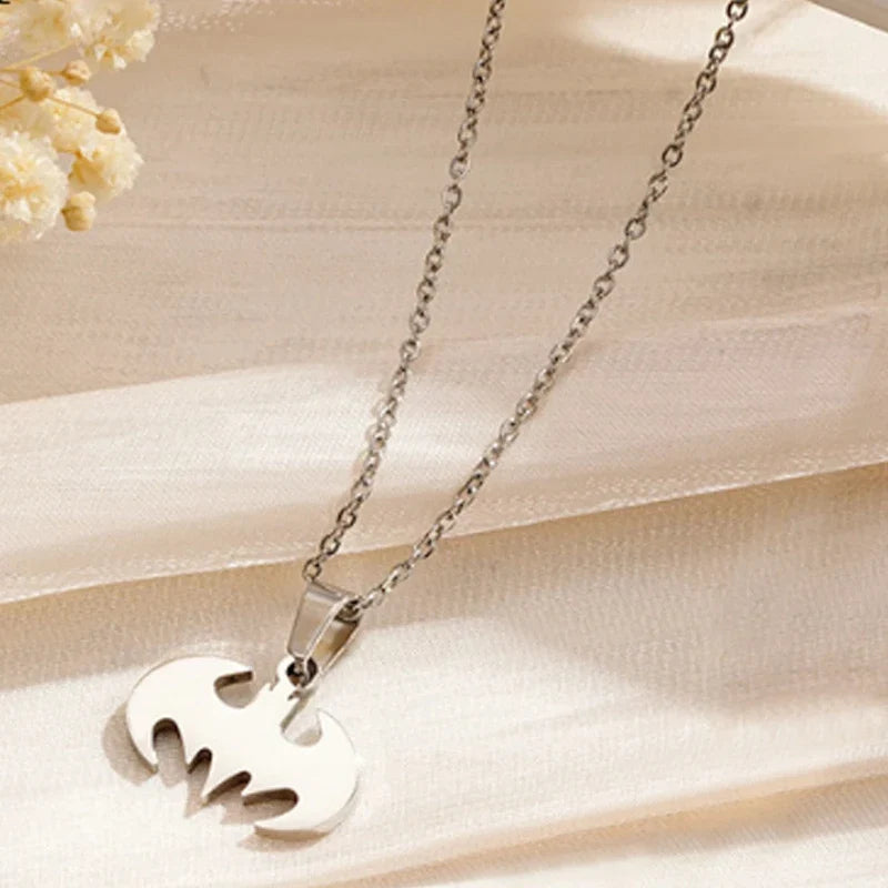 1pcs Men's Necklace Fashion Trend Personality Bat Pendant Necklace Pendant Daily Commute Casual Simple Accessories